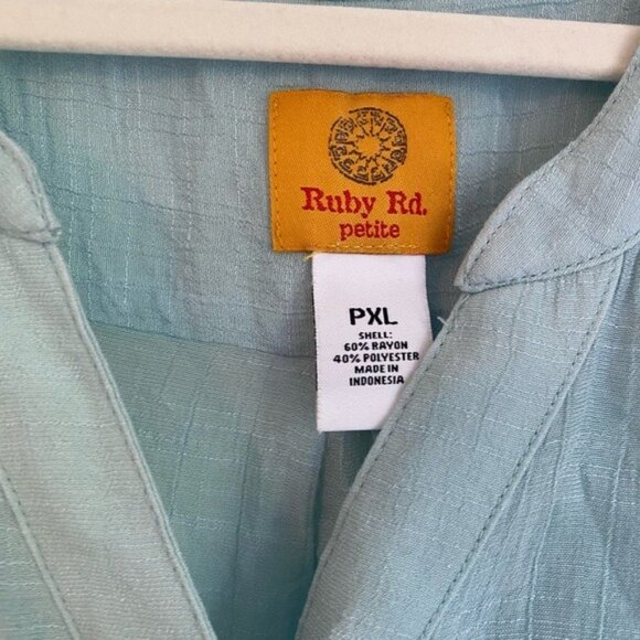 Ruby Rd Petite XL Light Blue Button-Down Blouse W/ Roll-Tab Sleeves - Picture 4 of 8